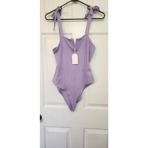 Coco And Jaimeson Purple Sholuder Tie Seamed Bodysuit. Large Nwt